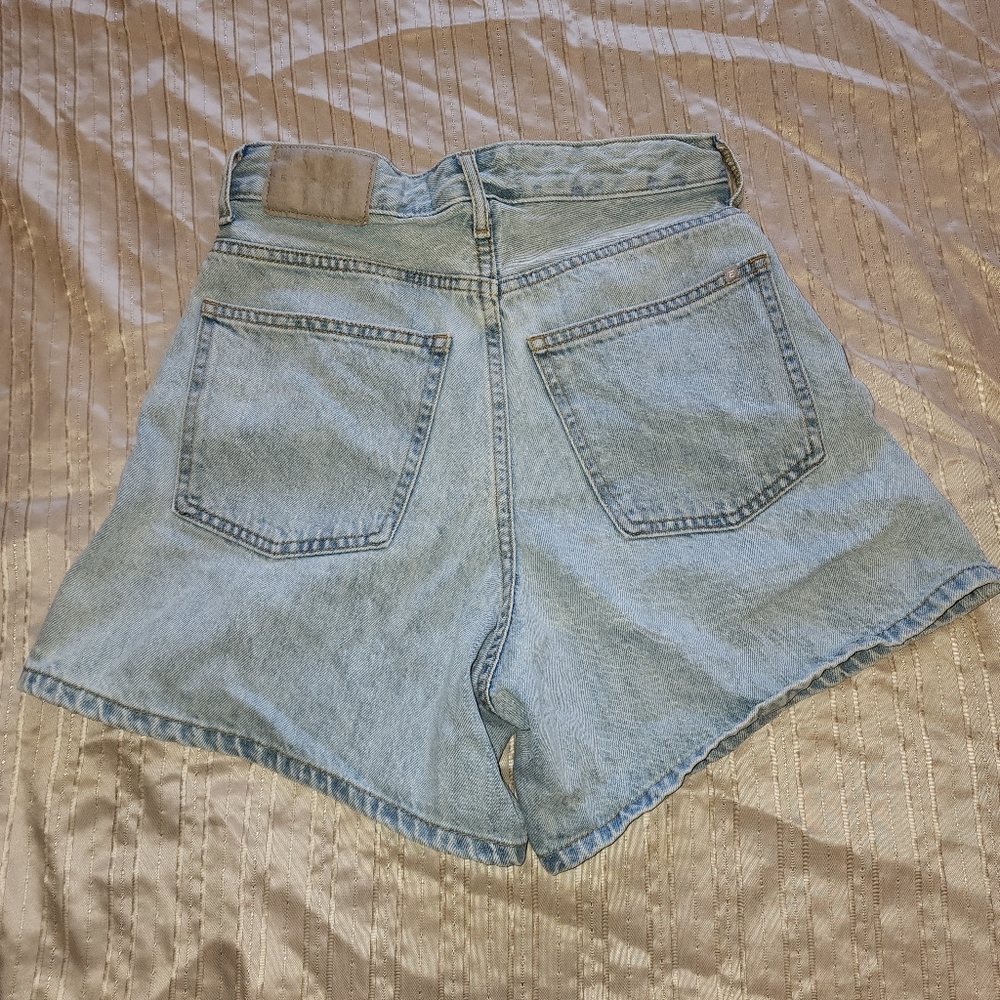 Everlane the A-line denim shorts size 24